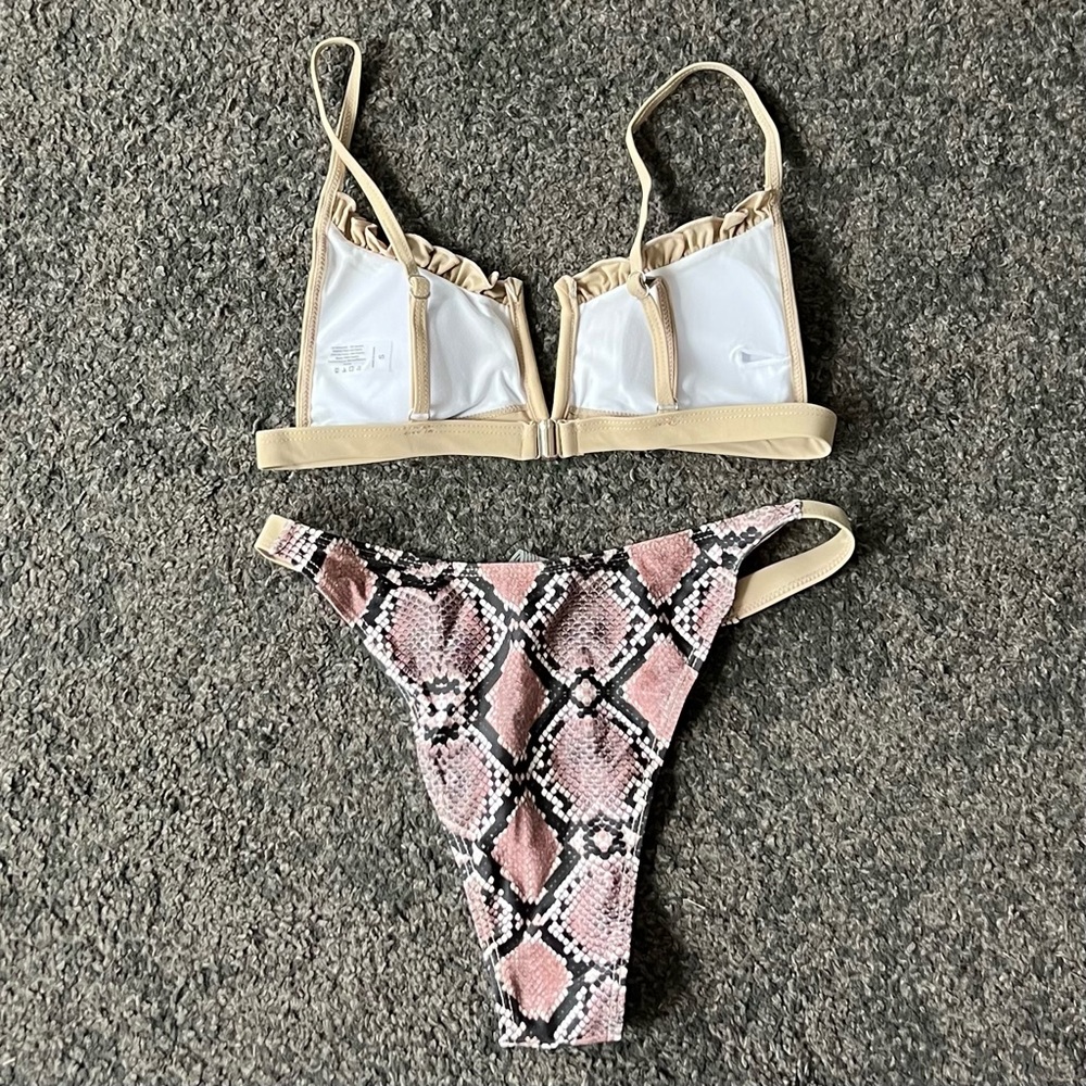 Snake print cheeky bikini set - Picture 3 of 3